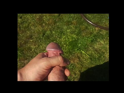 ❤️ داغ داغ بیدمشک صورتی خود را لعنت کرده و با سرپیچ در یک باغ تابستانی کم می کند ️❌ سوپر سکس در fa.mailkassa.ru ❤